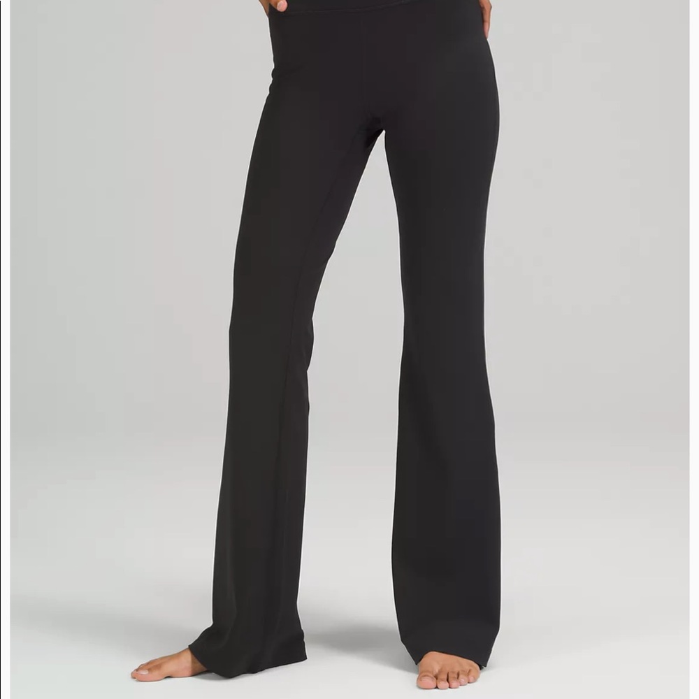Lululemon super high-rise yoga pants